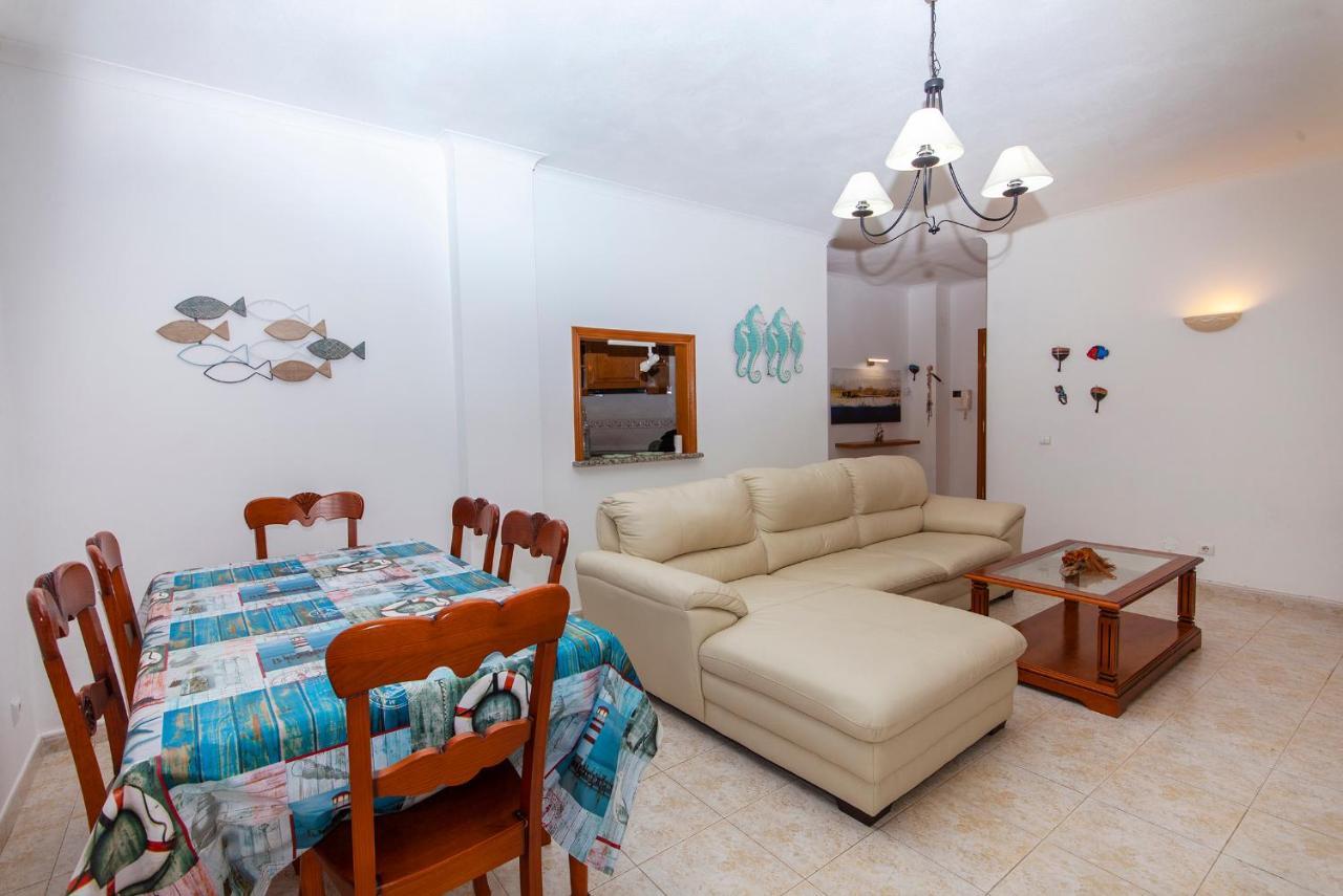 Gama Avenue Apartments Lagos Bagian luar foto